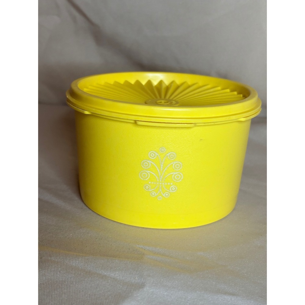 Vintage Tupperware Yellow Servalier Canister 807-9 Sunburst Lid 808-34